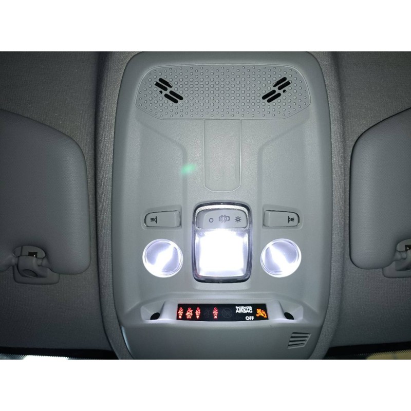 Recambio de luz interior para opel corsa f cosmos referencia OEM IAM   