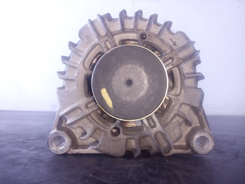 Recambio de alternador para peugeot 308 active referencia OEM IAM 9678048880 TG15C189 P3-A5-12-2