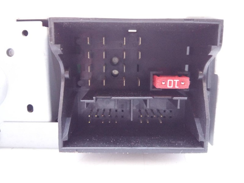 Recambio de sistema audio / radio cd para citroen c4 lim. seduction referencia OEM IAM 9666027477 9676838180 