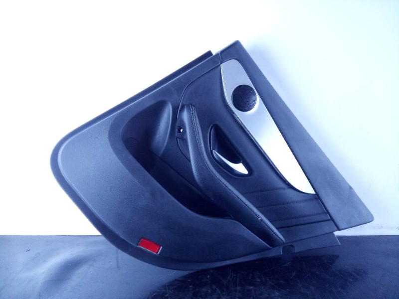 Recambio de guarnecido puerta trasera derecha para mercedes clase glc (w253) 220d 4matic referencia OEM IAM A2535409609  