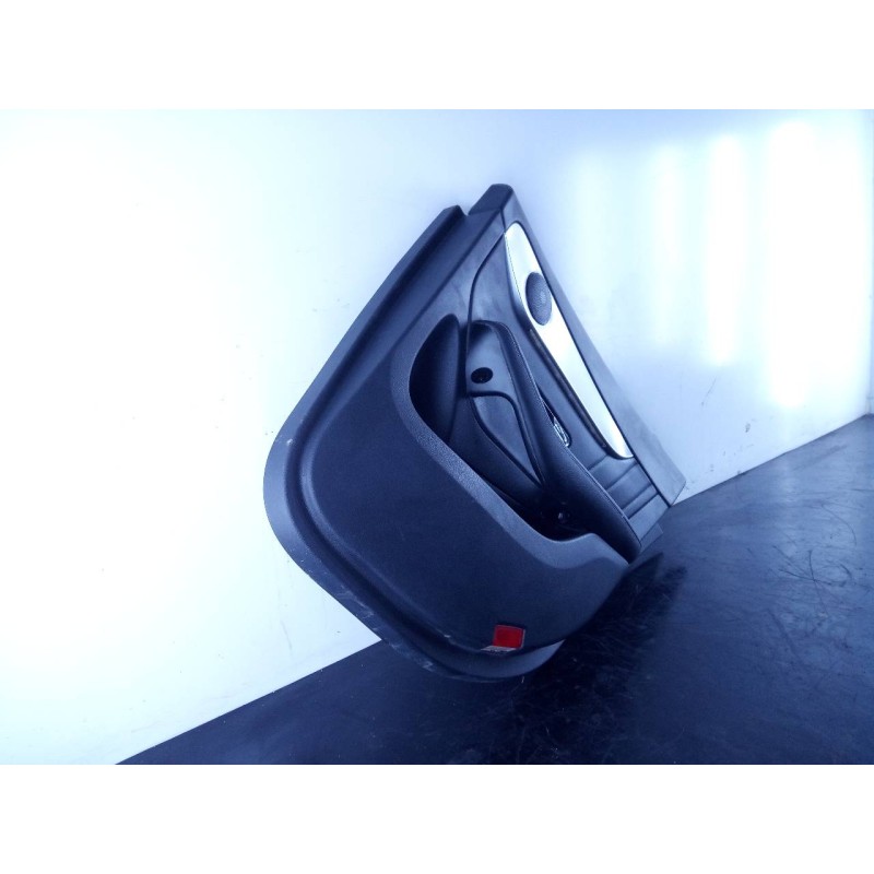 Recambio de guarnecido puerta trasera derecha para mercedes clase glc (w253) 220d 4matic referencia OEM IAM A2535409609  