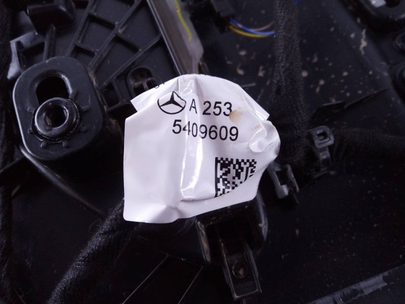 Recambio de guarnecido puerta trasera derecha para mercedes clase glc (w253) 220d 4matic referencia OEM IAM A2535409609  