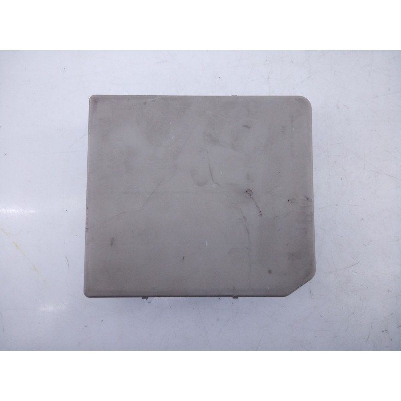 Recambio de caja reles / fusibles para nissan micra (k12e) acenta referencia OEM IAM   