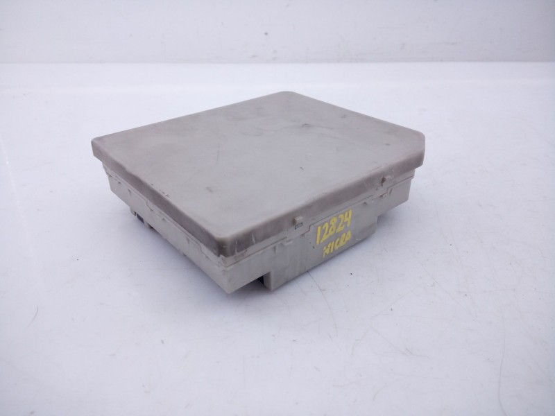 Recambio de caja reles / fusibles para nissan micra (k12e) acenta referencia OEM IAM   