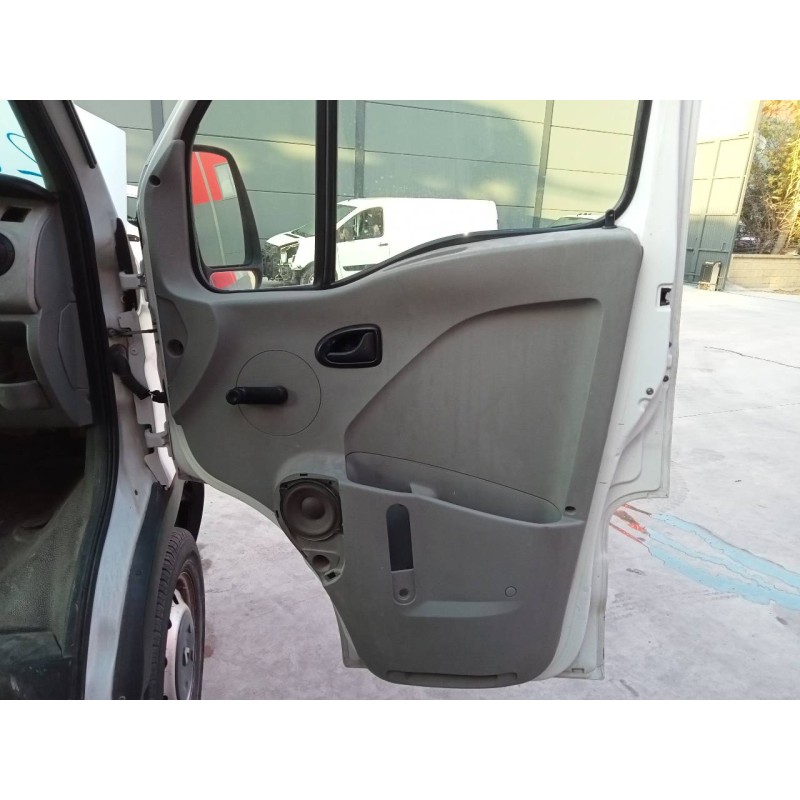 Recambio de guarnecido puerta delantera derecha para renault master ii phase 2 caja cerrada l2h1 referencia OEM IAM   