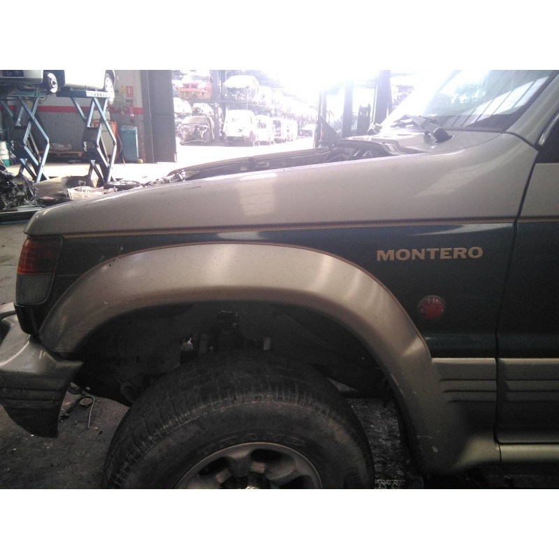 Recambio de aleta delantera izquierda para mitsubishi montero (v20/v40) 2.8 turbodiesel referencia OEM IAM   