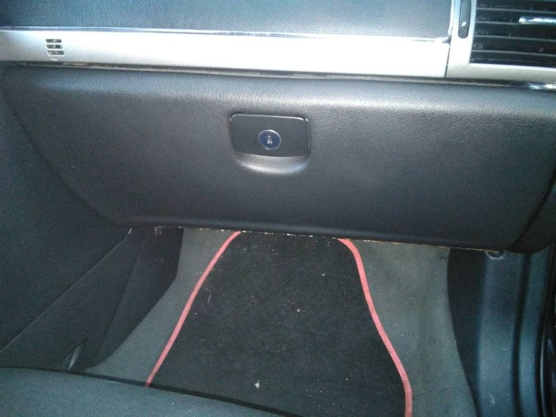 Recambio de guantera para peugeot 407 referencia OEM IAM   