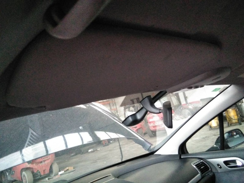 Recambio de parasol izquierdo para peugeot 407 referencia OEM IAM   