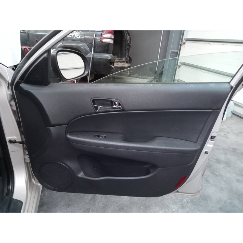 Recambio de guarnecido puerta delantera derecha para hyundai i30 cw cw go referencia OEM IAM   