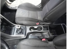 Recambio de consola central para hyundai i30 (gd) trend referencia OEM IAM   