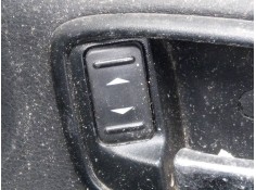 MANDO ELEVALUNAS DELANTERO DERECHO 