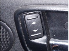 MANDO ELEVALUNAS TRASERO DERECHO 