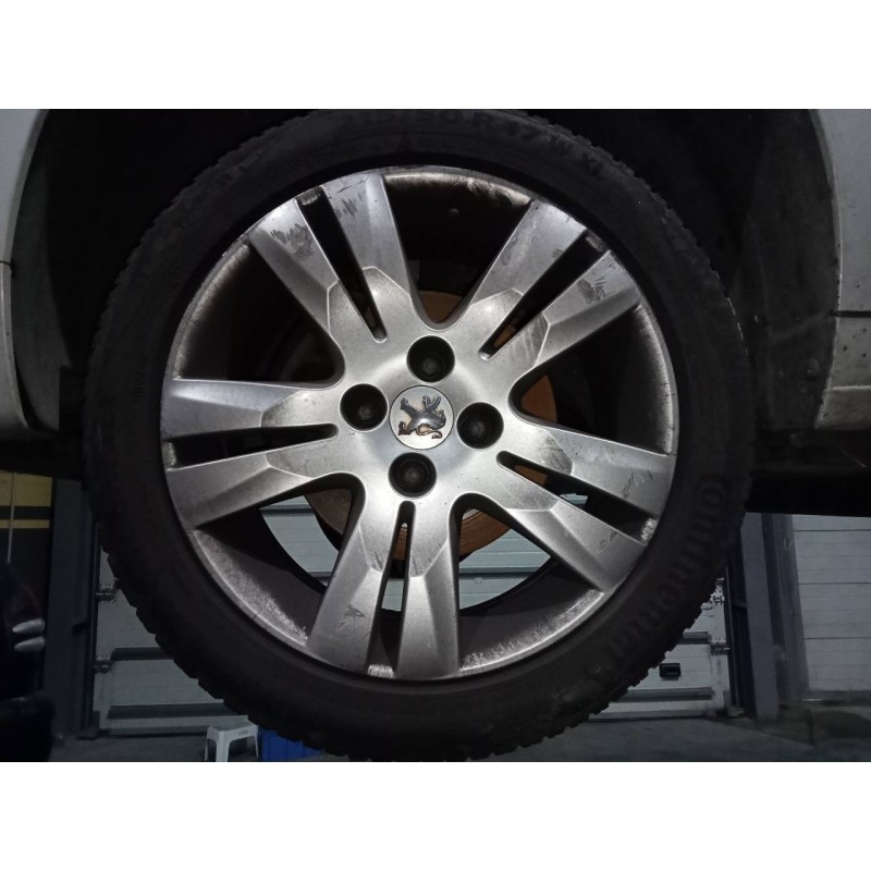 Recambio de llanta para peugeot 5008 allure referencia OEM IAM 215/50/17  