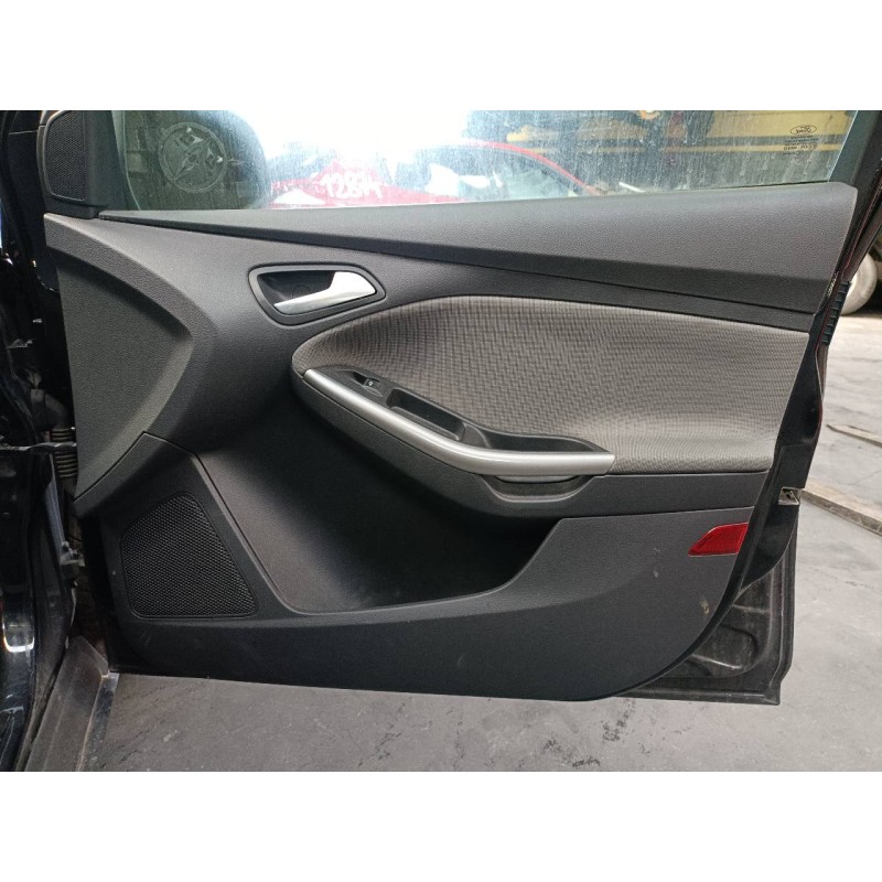 Recambio de guarnecido puerta delantera derecha para ford focus lim. (cb8) trend referencia OEM IAM   