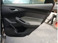 GUARNECIDO PUERTA TRASERA DERECHA 