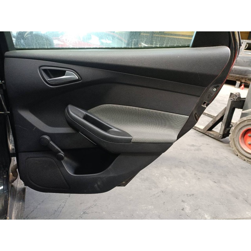 Recambio de guarnecido puerta trasera derecha para ford focus lim. (cb8) trend referencia OEM IAM   