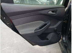 GUARNECIDO PUERTA TRASERA IZQUIERDA 