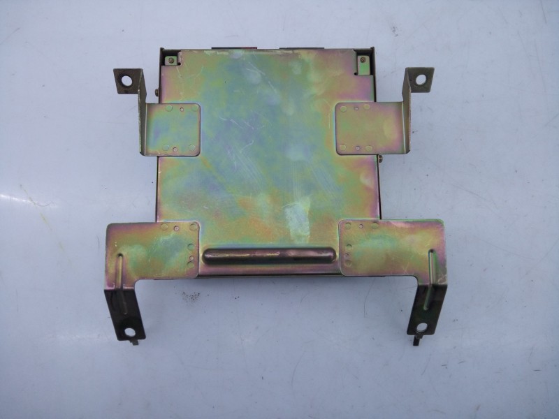 Recambio de centralita motor uce para ford maverick (ml) referencia OEM IAM 4079013573 237100F003 