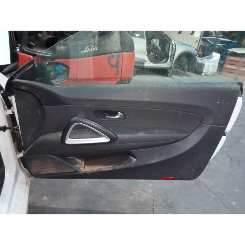 Recambio de guarnecido puerta delantera derecha para volkswagen scirocco (138) r-line referencia OEM IAM   