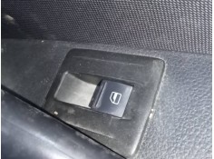 MANDO ELEVALUNAS DELANTERO DERECHO 