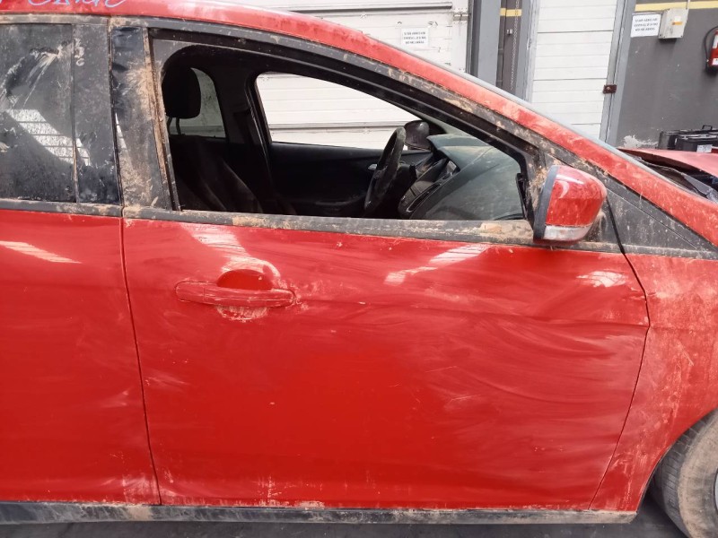 Recambio de puerta delantera derecha para ford focus st-line referencia OEM IAM   