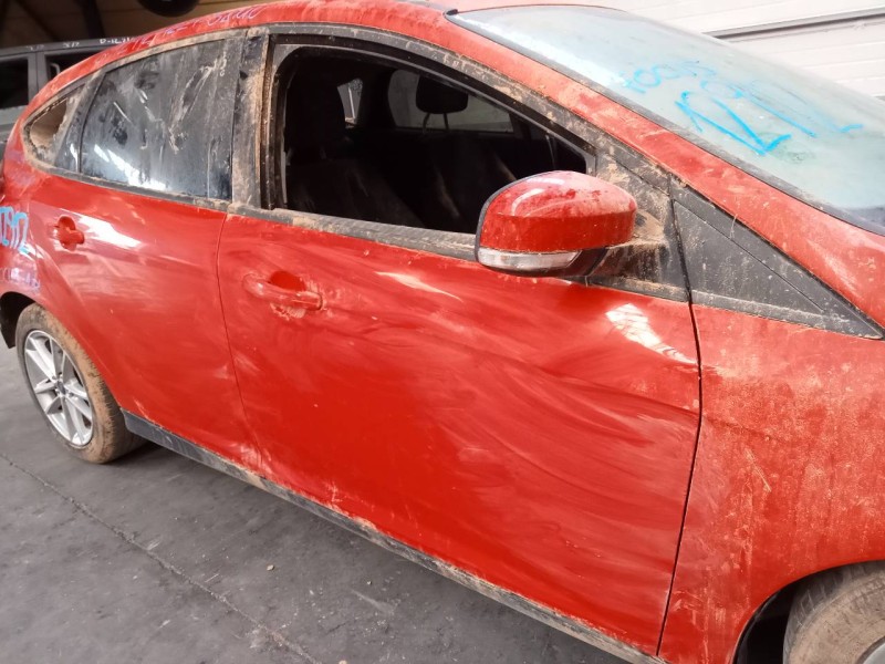 Recambio de puerta delantera derecha para ford focus st-line referencia OEM IAM   