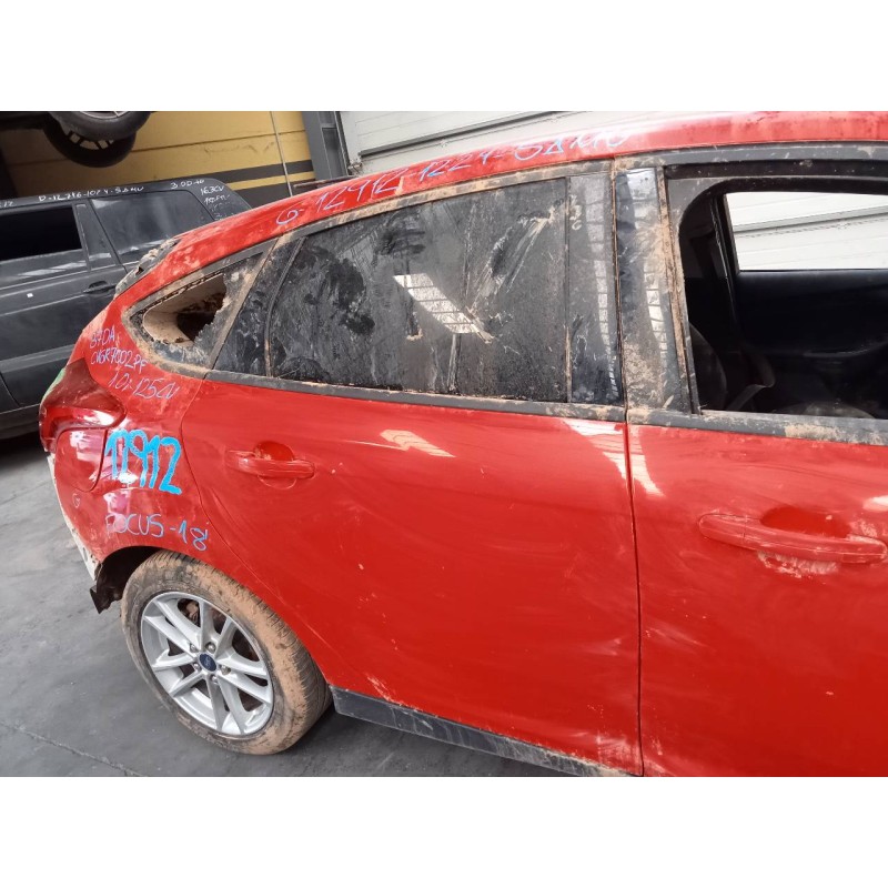 Recambio de puerta trasera derecha para ford focus st-line referencia OEM IAM   