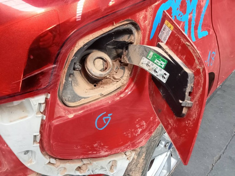 Recambio de tapa exterior combustible para ford focus st-line referencia OEM IAM   