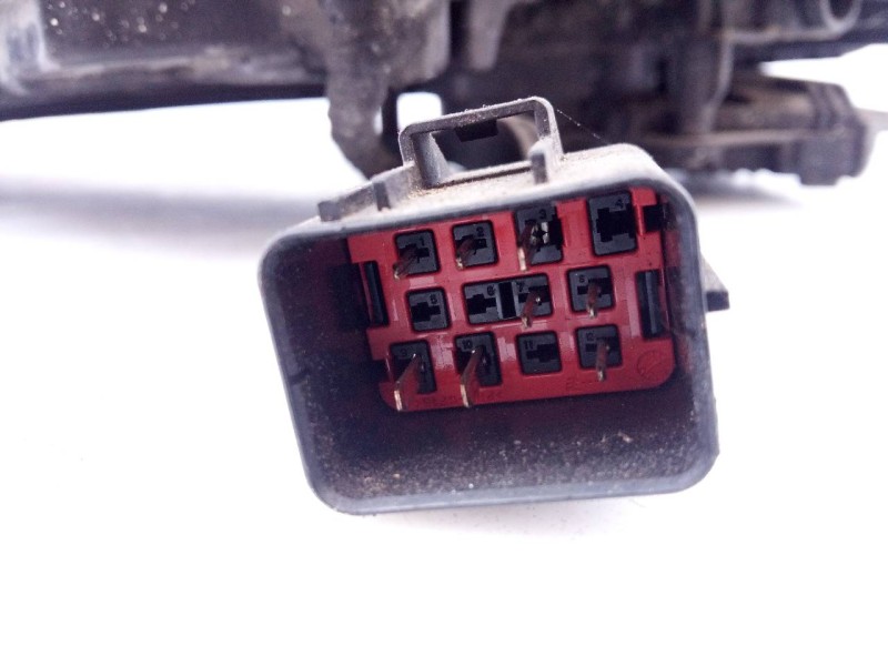 Recambio de faro derecho para volvo v60 kombi kinetic referencia OEM IAM 31420109  E1-A5-46-2