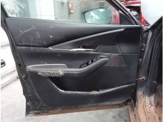 Recambio de guarnecido puerta delantera izquierda para mazda cx-30 e-skyactiv-g referencia OEM IAM   