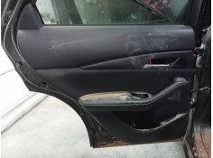 GUARNECIDO PUERTA TRASERA IZQUIERDA 