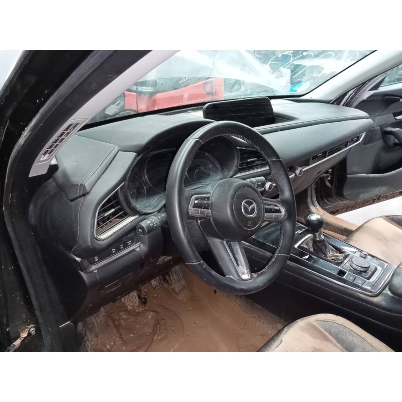 Recambio de salpicadero para mazda cx-30 e-skyactiv-g referencia OEM IAM   