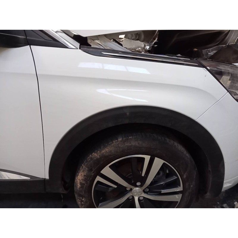 Recambio de aleta delantera derecha para peugeot 3008 gt line referencia OEM IAM   