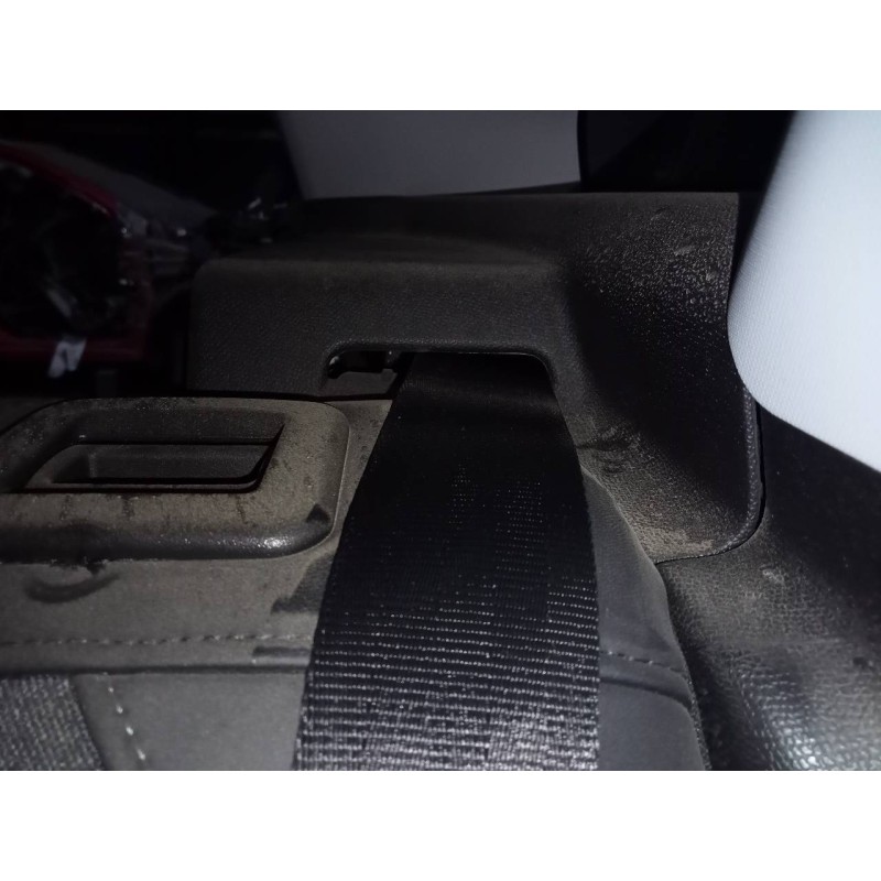 Recambio de cinturon seguridad trasero izquierdo para peugeot 3008 gt line referencia OEM IAM   