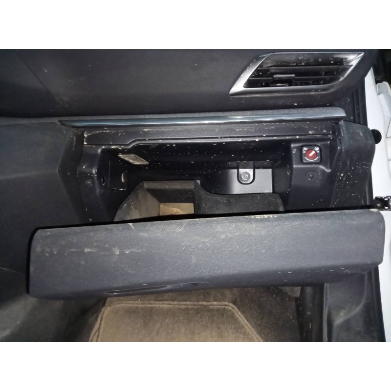 Recambio de guantera para peugeot 3008 gt line referencia OEM IAM   