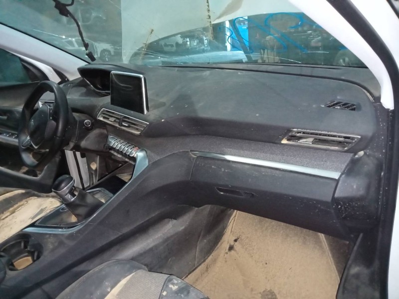 Recambio de salpicadero para peugeot 3008 gt line referencia OEM IAM   