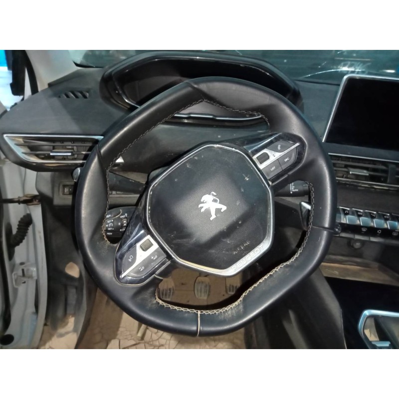 Recambio de volante para peugeot 3008 gt line referencia OEM IAM   