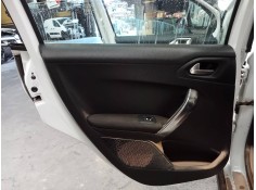 Recambio de guarnecido puerta trasera izquierda para peugeot 2008 (--.2013) allure referencia OEM IAM   