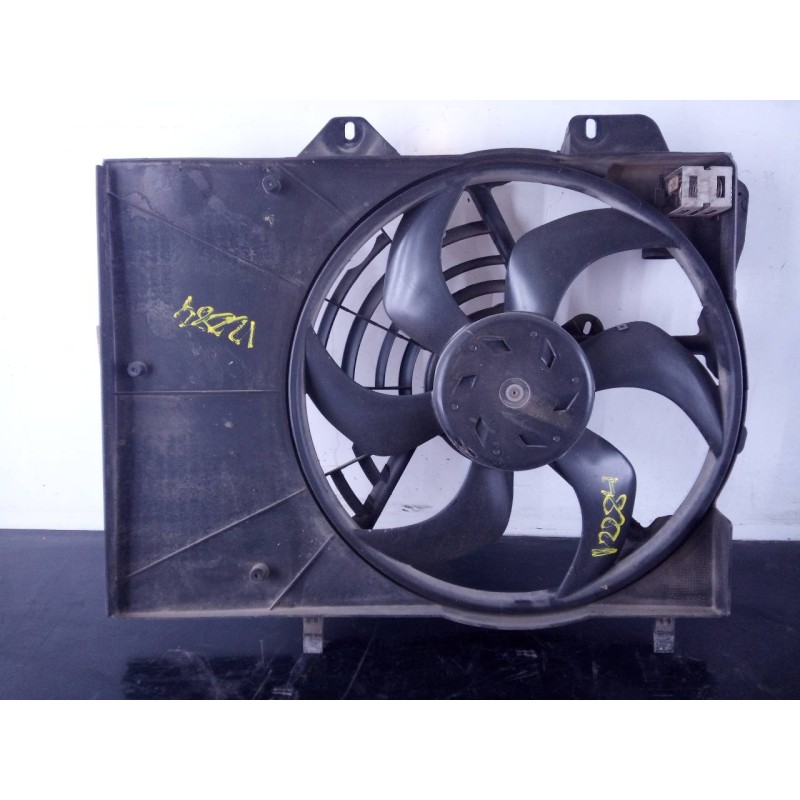 Recambio de electroventilador para peugeot 208 active referencia OEM IAM 9682895680 GMV140CEM00 