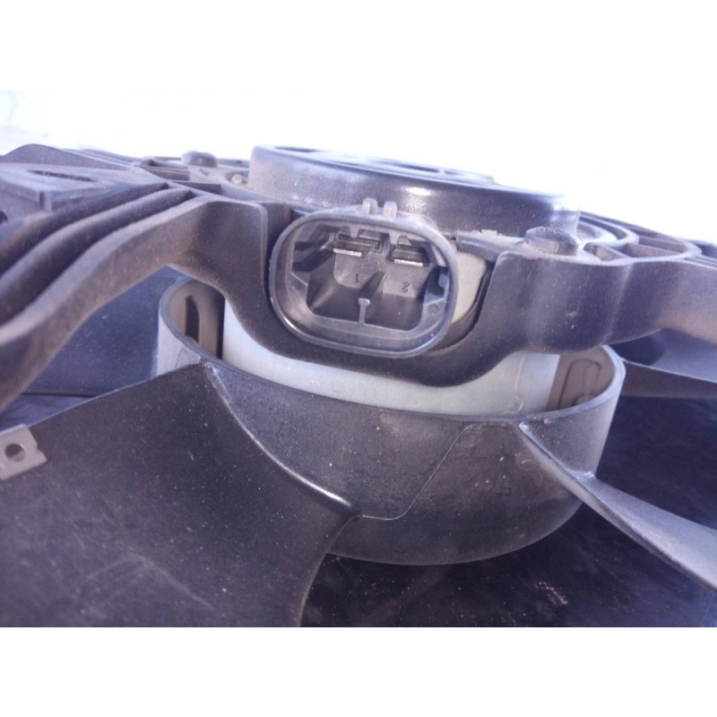 Recambio de electroventilador para peugeot 208 active referencia OEM IAM 9682895680 GMV140CEM00 