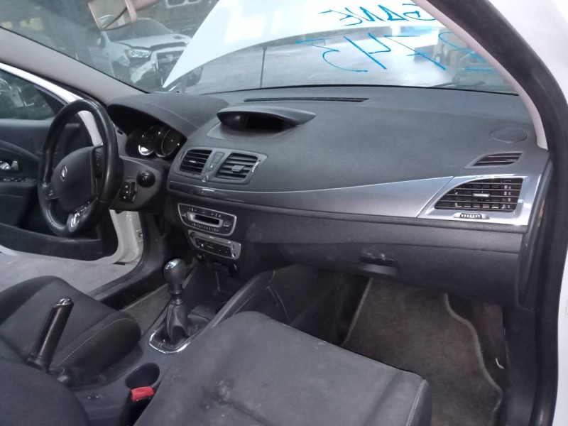 Recambio de kit airbag para renault megane iii berlina 5 p limited referencia OEM IAM 985105478R  