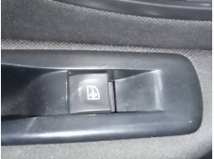 Recambio de mando elevalunas trasero izquierdo para renault megane iii berlina 5 p limited referencia OEM IAM   