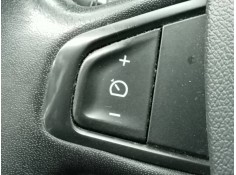 Recambio de volante para renault megane iii berlina 5 p limited referencia OEM IAM    2