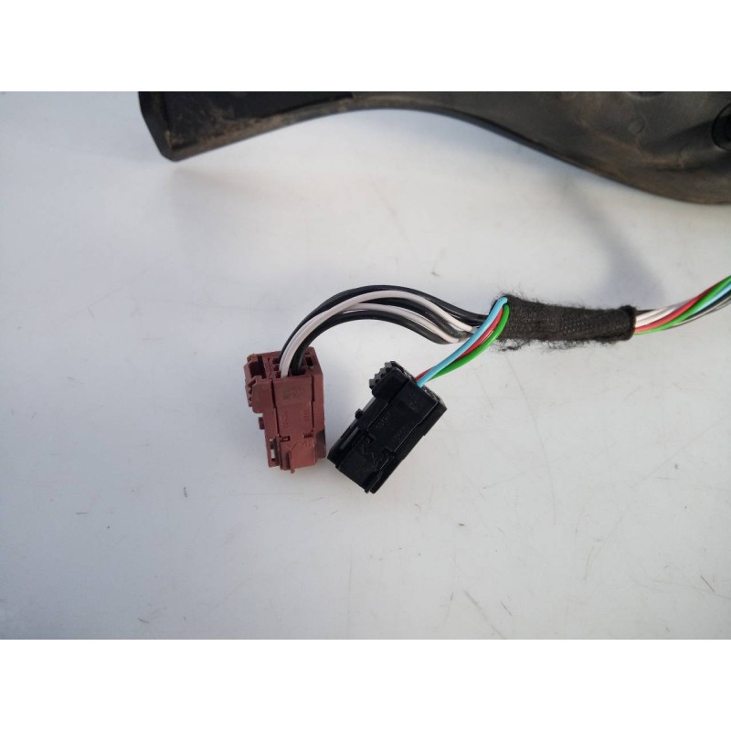 Recambio de retrovisor derecho electrico para peugeot 208 active referencia OEM IAM   E1-A4-39-2