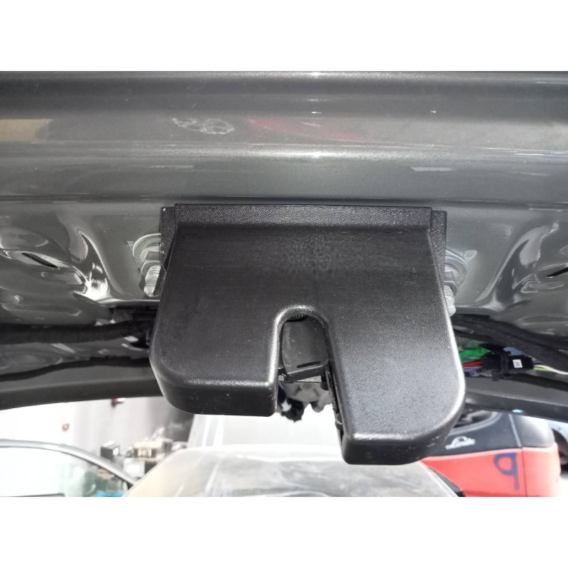 Recambio de cerradura maletero / porton para audi a1 sportback (gba) 30 s-line referencia OEM IAM   