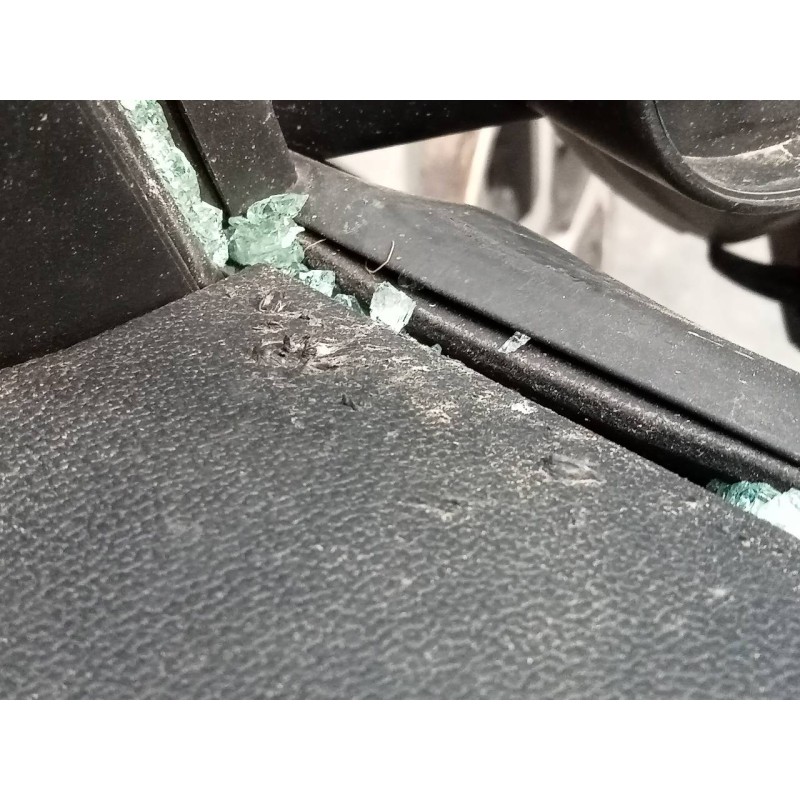 Recambio de guarnecido puerta delantera derecha para audi a1 sportback (gba) 30 s-line referencia OEM IAM   