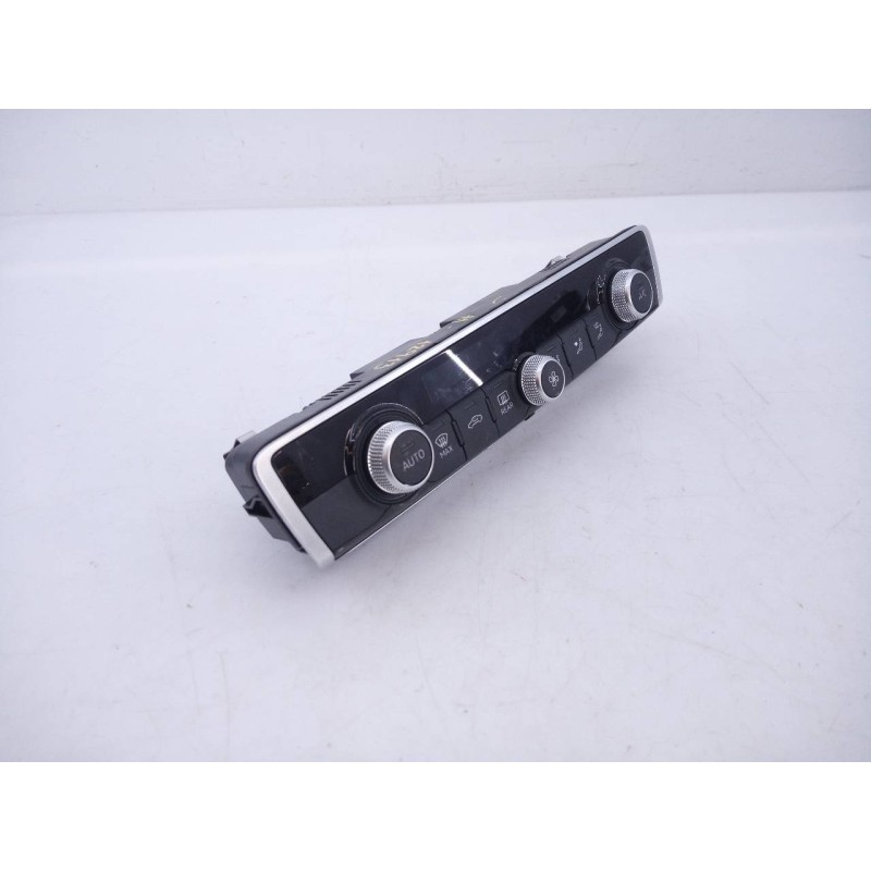 Recambio de mando climatizador para audi a1 sportback (gba) 30 s-line referencia OEM IAM 83A820043R  E2-A1-33-3