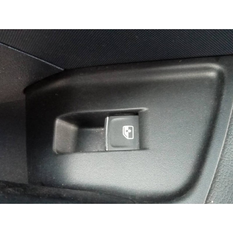 Recambio de mando elevalunas trasero derecho para audi a1 sportback (gba) 30 s-line referencia OEM IAM   