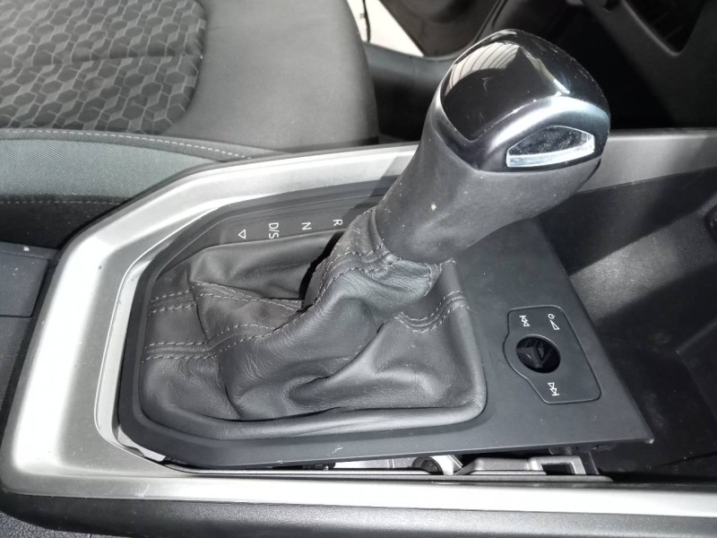 Recambio de palanca cambio para audi a1 sportback (gba) 30 s-line referencia OEM IAM   