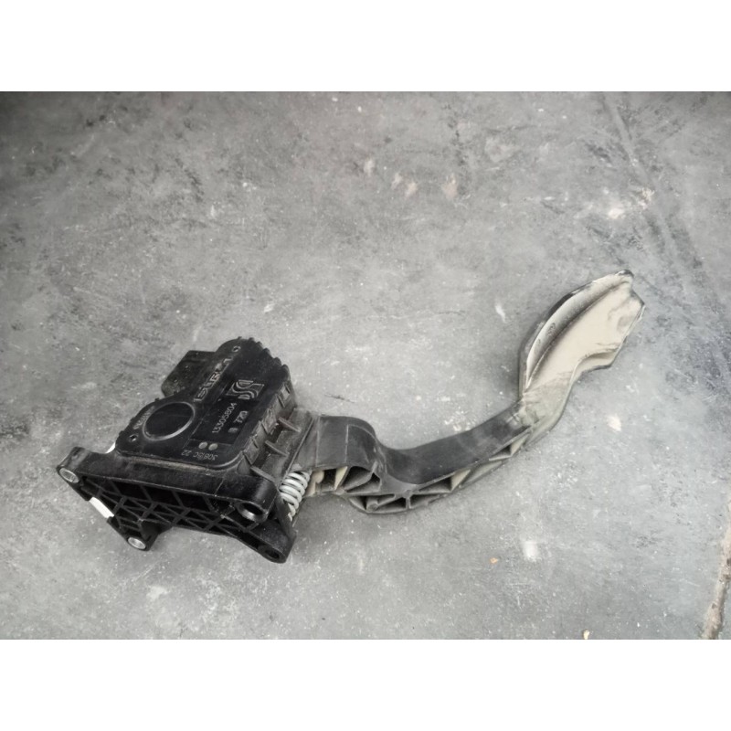 Recambio de pedal acelerador para opel corsa e selective referencia OEM IAM 13305804 30815022 